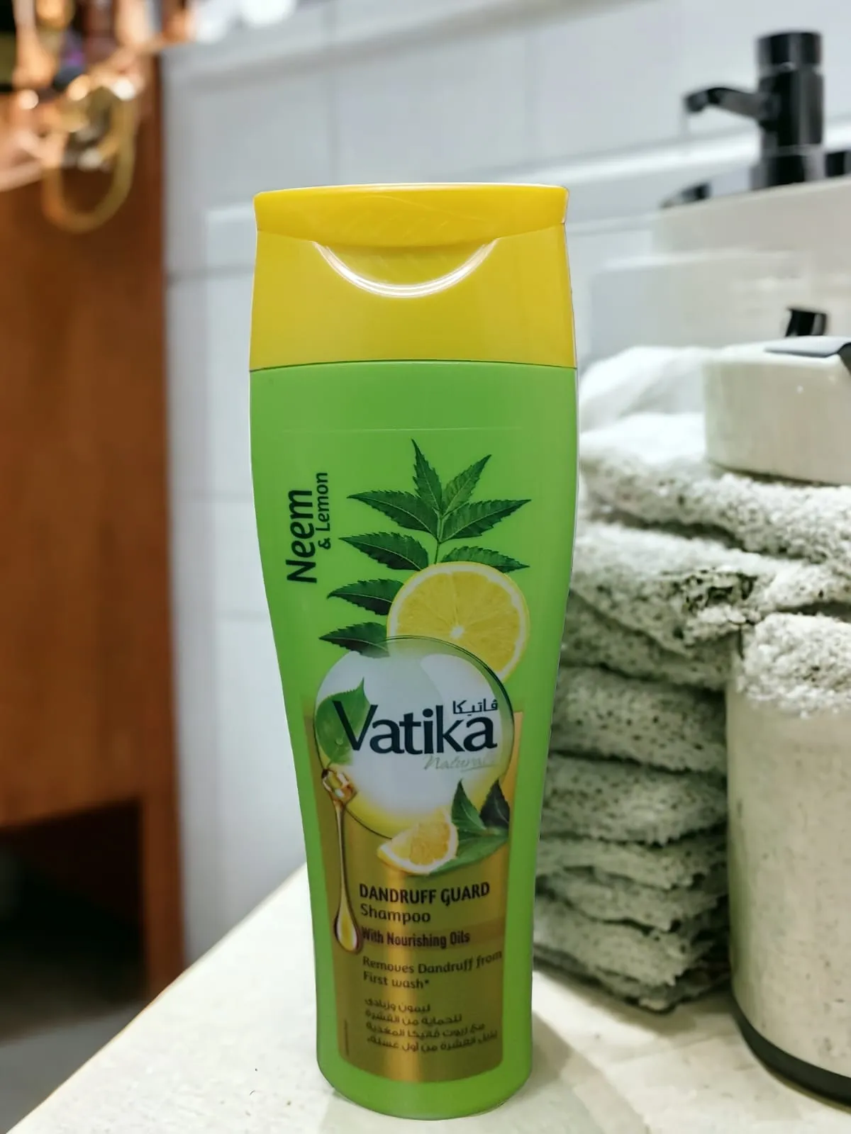 Copy of VATIKA NEEM AND LEMON SHAMPOO DANDRUFF GUARD 185ML